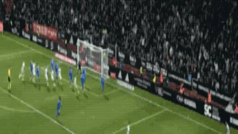 非洲杯强队汇聚！顶级球星萨拉赫领航，阿什拉夫、奥斯梅恩领衔梦幻之师！