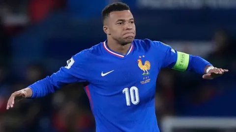 波波维奇突发疾病休假，马刺名帅29年教坛生涯暂歇